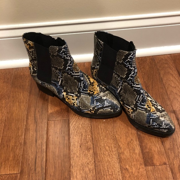 Jeffrey Campbell snakeskin boots - Picture 3 of 3